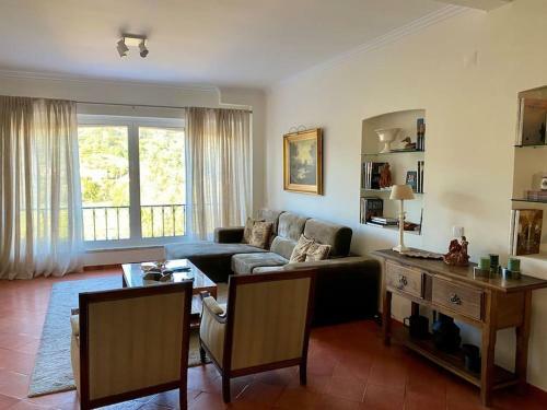Villa Quinta Encantadora Com Piscina E Espa�os Verdes
