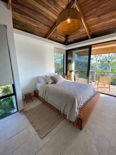New! Santateresa Ocean View Jungle House