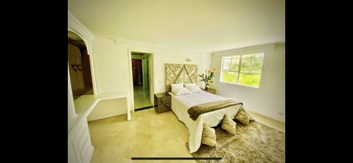Villa Casa En El Poblado Independiente - San Sebastian