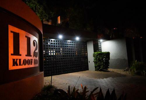 Hostal 112 On Kloof Guesthouse
