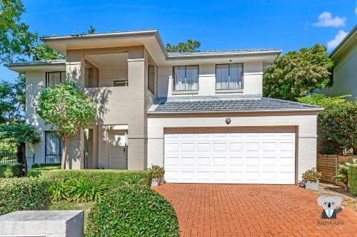 Kozyguru Westleigh Spacious Home With 4 Beds Nwe039