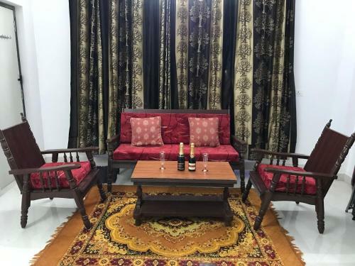 Chan Maison @ Lakshmi Gardens
