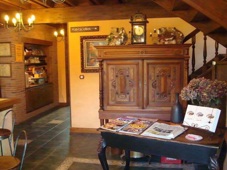 Hostal Posada Restaurante Prada A Tope
