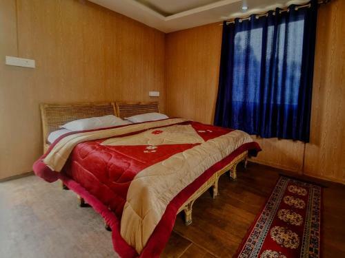 Hotel The Kanatal Arbour