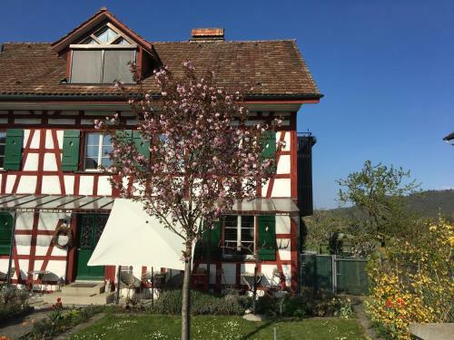 Tilia Bed & Bike Und Caf�