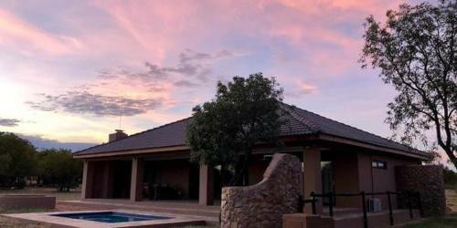 Hotel Golden Impalas Bush Resort