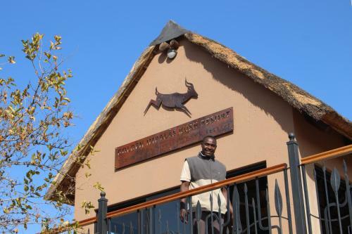 Hotel Golden Impalas Bush Resort