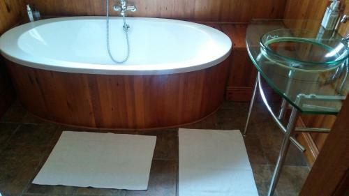Hostal Francolin Creek