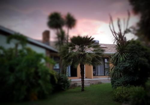 Hostal Gemstone Guest House
