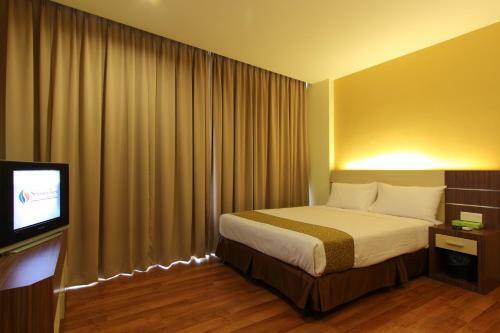 Seasons View Hotel