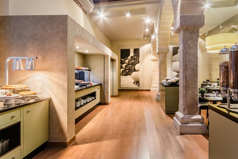 Hotel Eurostars Asta Regia