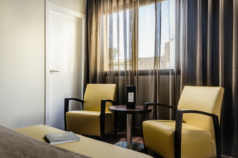 Hotel Eurostars Asta Regia