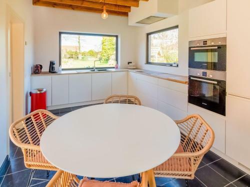 Charming Holiday Home In Oosteeklo With Garden