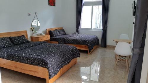 Hotel Kh�ch S?n H?ng Nguy�n