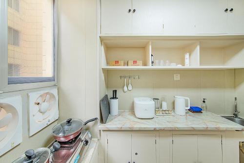 Locals Apartment House 20