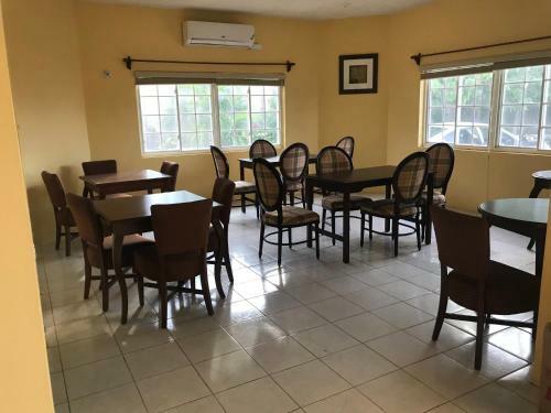 Hostal Liberty Castle Inn