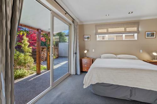Fairway Cottage - Hanmer Springs Holiday Home