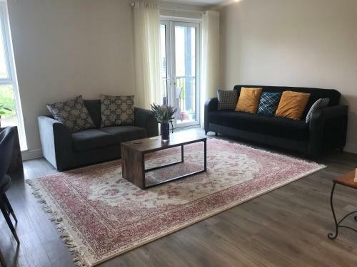 Lovely 1-bed Apartment In Addlestone