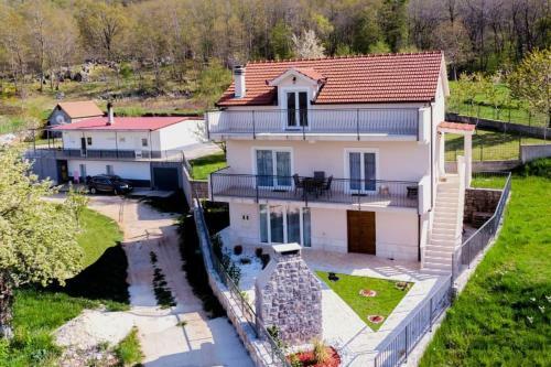 Luxurious Villa Rejo