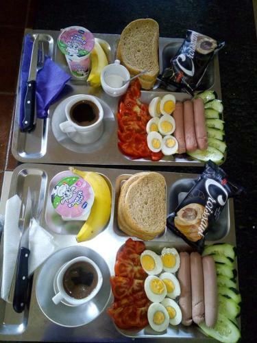 Hotel Preno?i?te Trio