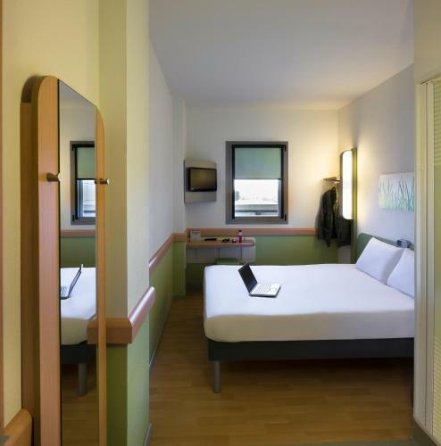 Hostal Ibis Budget Sevilla Aeropuerto