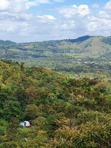 Bitzu Dome, Bijagua Glamping