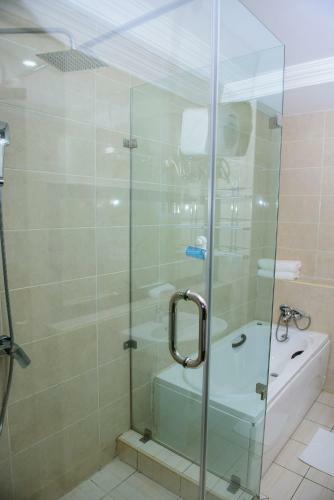 Apartamento 4 Bedroom Duplex-24hrs Electricity/wifi/security