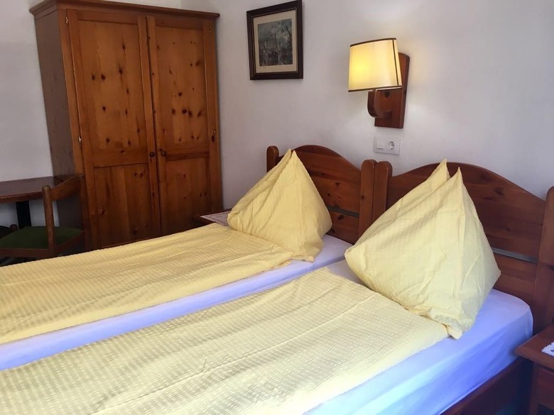 Hostal Pension Casa Austria