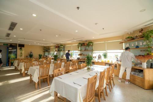 Nhat Minh Hotel And Apartment