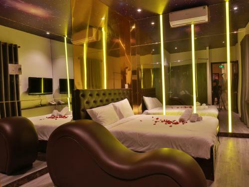 Lotus Hotel The Cupid Room