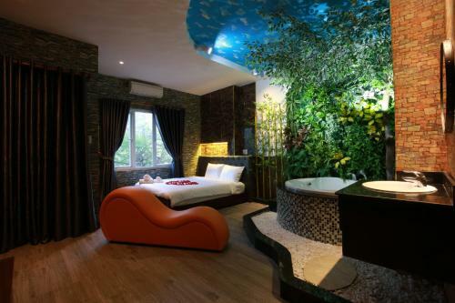 Lotus Hotel The Cupid Room