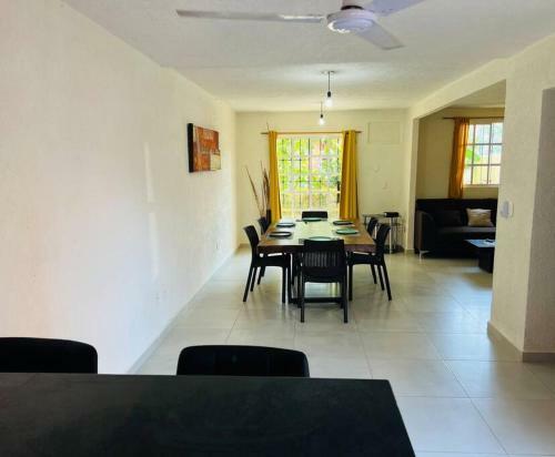 Casa Reci�n Remodelada Con Alberca A8 Min de Playa