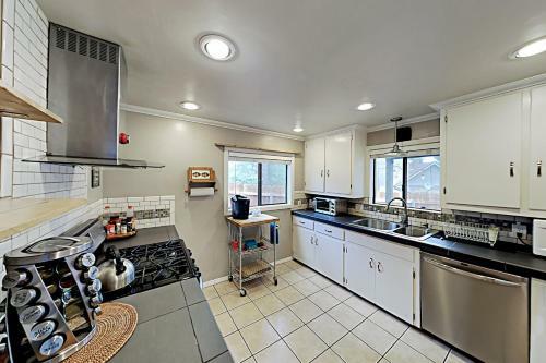 The Dream Street Retreat