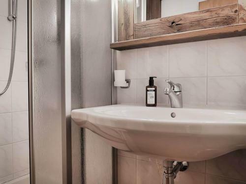 Alluring Apartment In F�genberg With Sauna