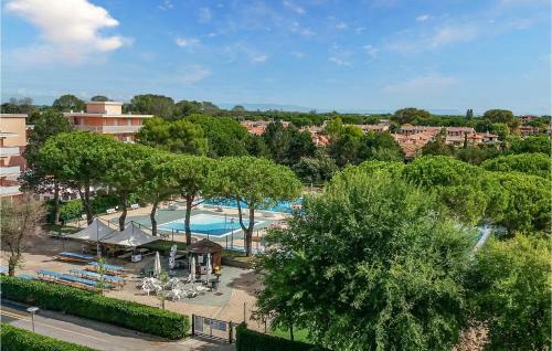 Awesome Apartment In Bibione With 2 Bedrooms