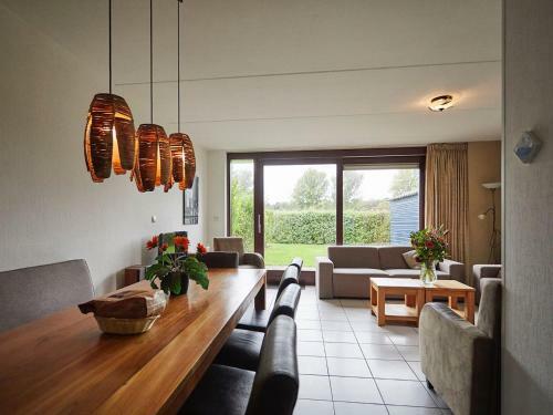 Coy Holiday Home With Large Garden, In Zeeland