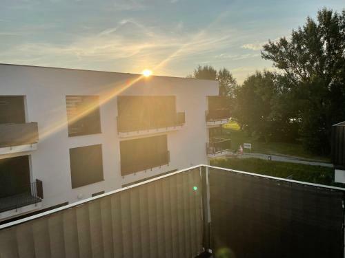 Greenbay Apartment With Free Parking