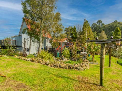 Bonnie Doon - Cooks Beach Holiday Home