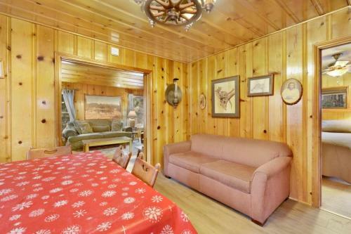 Pinglewood Cabin #2096 By Big Bear Vacations