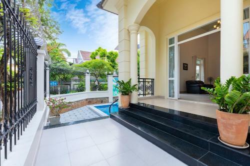 Villa Phuong Nam - Ho Boi