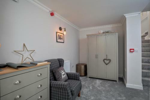 Charming & Cosy Apartment Close To Amenities