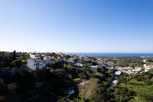 Villa Mahin With Pool And Sea View