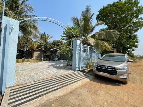 Grey House Villa 6bhk Karjat