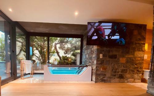 Hostal Romantic Suit With Jacuzzi