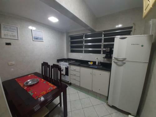 Apartamento Ap Ponta Da Praia, 150m Da Praia