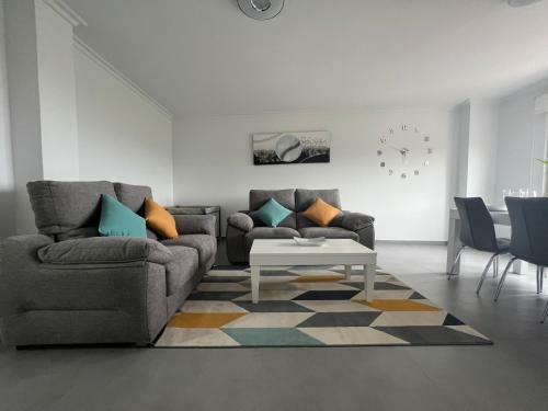 Apartamentos Maria de Lucia- Segundo Piso