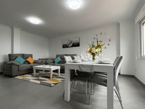 Apartamentos Maria de Lucia- Segundo Piso