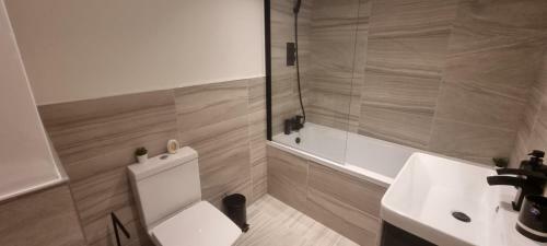 Hounds Gate Luxury Apartments By 1508 Stays