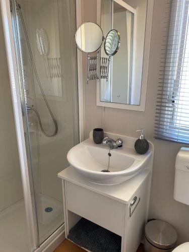 Beautiful Mobile Home With Amazing Sea Views