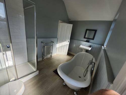 Luxury 3 Bedroom Apartment, 7 People Max.